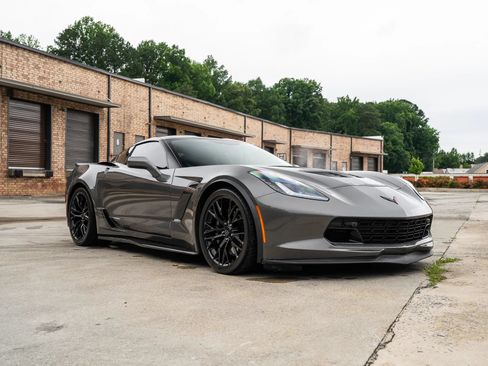 Used 2016 Chevrolet Corvette Z06 w/ 3LZ Preferred Equipment Group RWD image 14