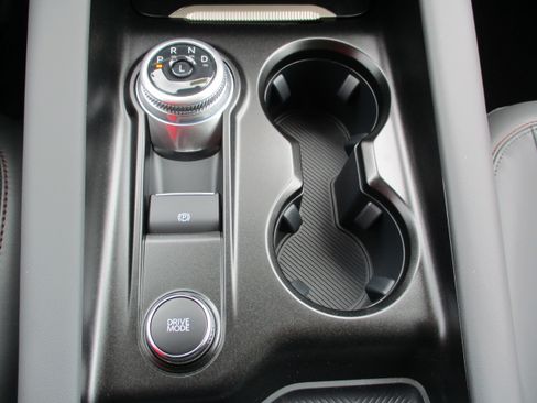 New 2025 Ford Explorer Active w/ Active Comfort Package image 14