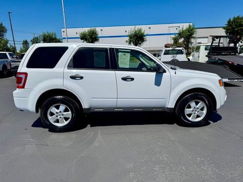 Used 2012 Ford Escape XLS FWD image 3