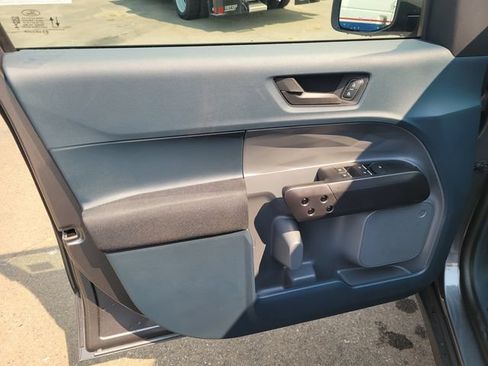 New 2026 Ford Maverick XL FWD image 8
