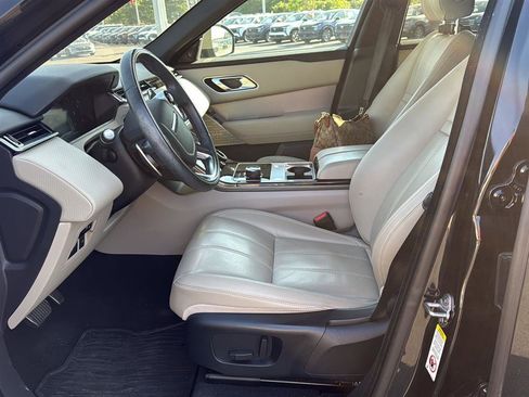 Used 2018 Land Rover Range Rover Velar R-Dynamic SE AWD/4WD image 5