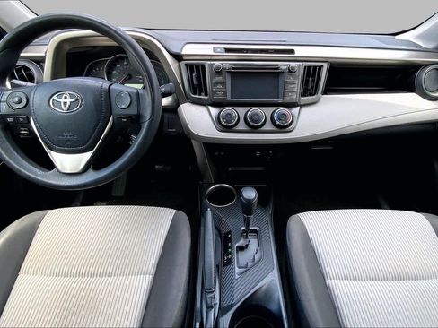 Used 2013 Toyota RAV4 LE FWD image 16