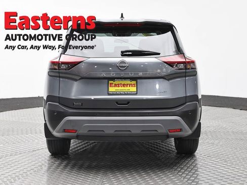 Used 2023 Nissan Rogue S AWD/4WD image 6