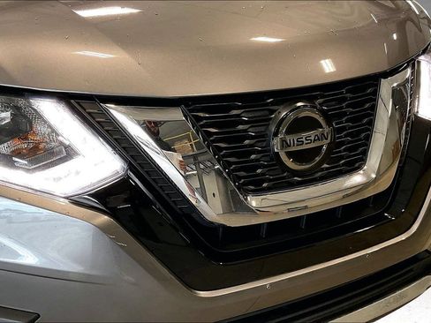 Used 2019 Nissan Rogue SV AWD/4WD image 33