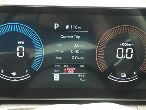 New 2026 Hyundai Santa Fe SE image 5