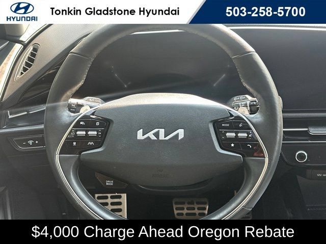Used 2023 Kia Niro Wave FWD image 28