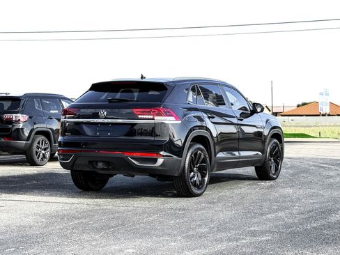 Used 2022 Volkswagen Atlas Cross Sport SE FWD image 10