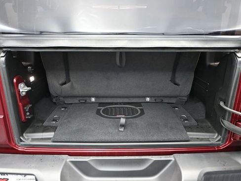 Used 2022 Jeep Wrangler Rubicon image 38