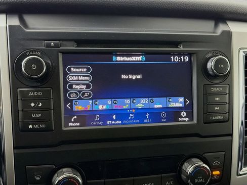 Used 2019 Nissan Titan PRO-4X w/ Pro-4x Convenience Package image 16