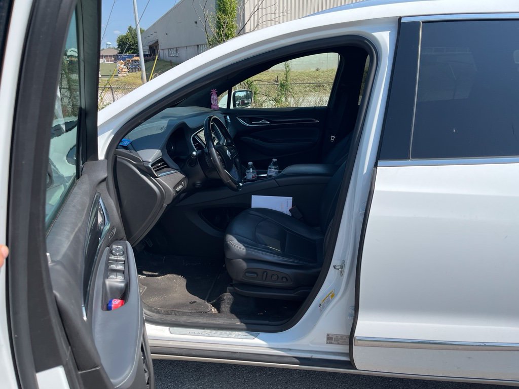 Used 2022 Buick Enclave Premium FWD image 6
