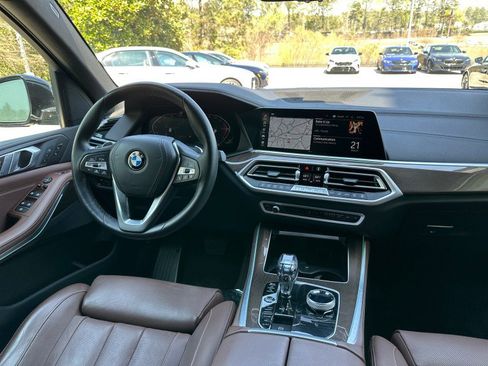 Used 2022 BMW X5 xDrive40i w/ Executive Package image 21