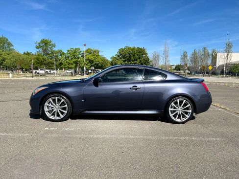 Used 2008 INFINITI G37 Journey w/ Premium Pkg image 8