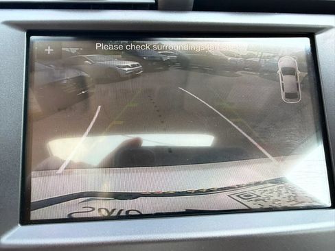 Used 2018 Ford Fusion Platinum FWD image 28