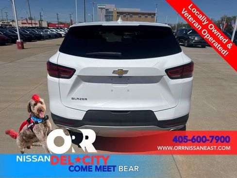 Used 2025 Chevrolet Blazer LT FWD image 4