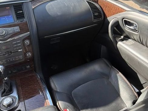 Used 2017 Nissan Armada Platinum w/ Interior Lighting Package AWD/4WD image 14