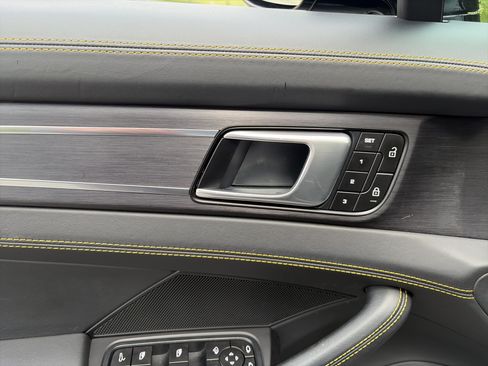 Used 2022 Porsche Panamera Turbo S AWD/4WD image 16