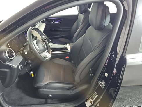 Used 2024 Mercedes-Benz C 300 Sedan image 10
