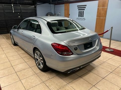 Used 2015 Mercedes-Benz C 300 Sport image 3