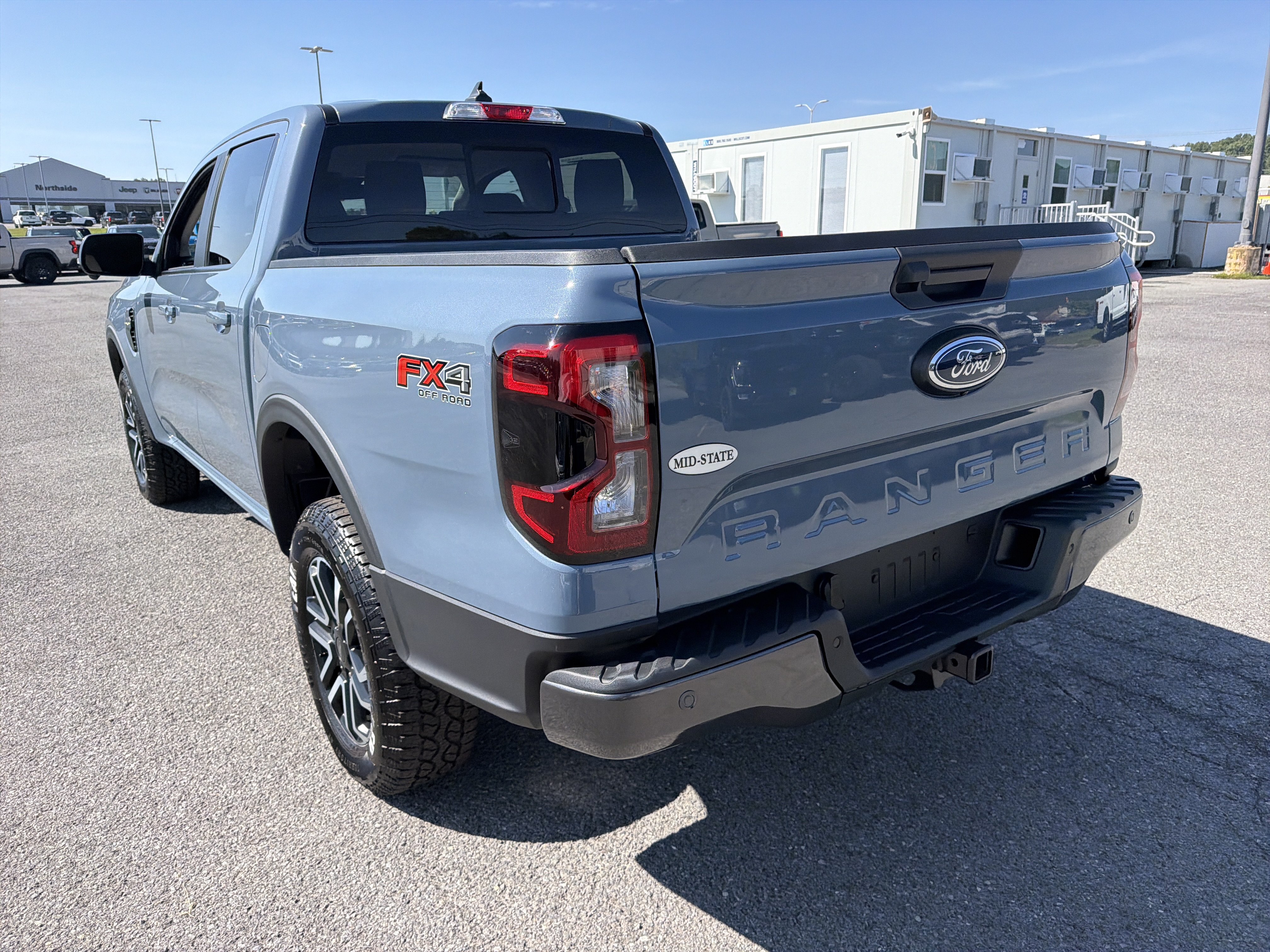 Used 2025 Ford Ranger Lariat w/ FX4 Off-Road Package AWD/4WD image 6