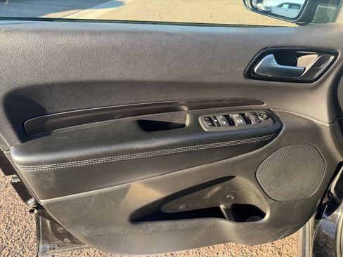 Used 2023 Dodge Durango SXT image 14