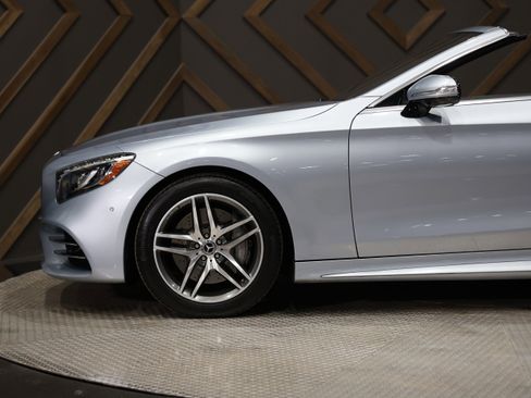 Used 2019 Mercedes-Benz S 560 Cabriolet w/ AMG Line Exterior image 13