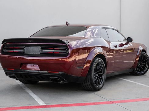 Used 2021 Dodge Challenger R/T Scat Pack RWD image 4