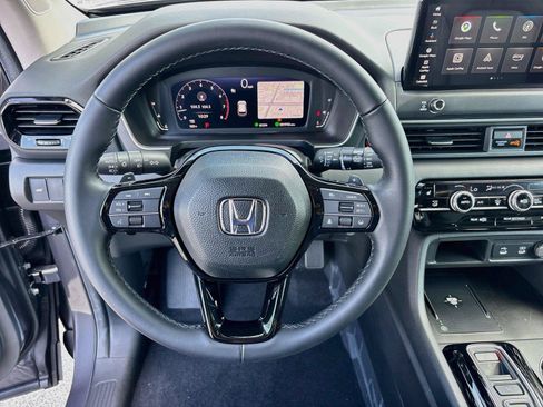 Certified 2026 Honda Pilot EX-L image 13