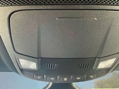 Used 2024 Ford Edge ST-Line AWD/4WD image 35
