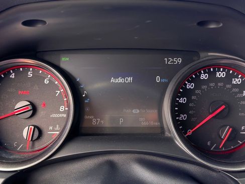 Used 2021 Toyota Camry XSE FWD image 10