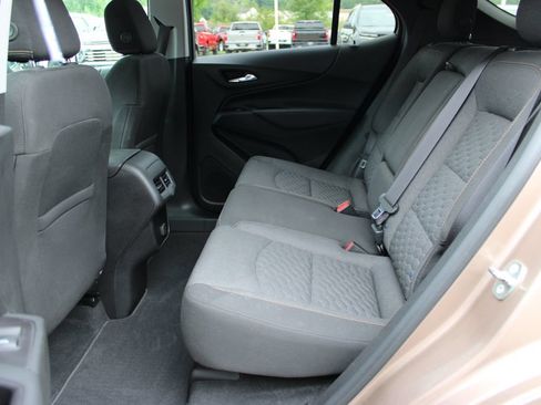 Used 2018 Chevrolet Equinox LT FWD image 34