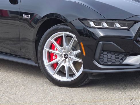 Used 2024 Ford Mustang GT Premium RWD image 3