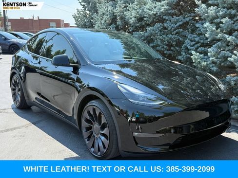 Used 2024 Tesla Model Y Performance AWD/4WD image 13