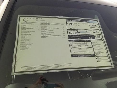 New 2024 Mercedes-Benz GLB 250 image 21