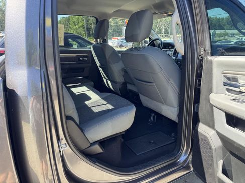 Used 2019 RAM 1500 Big Horn AWD/4WD image 11