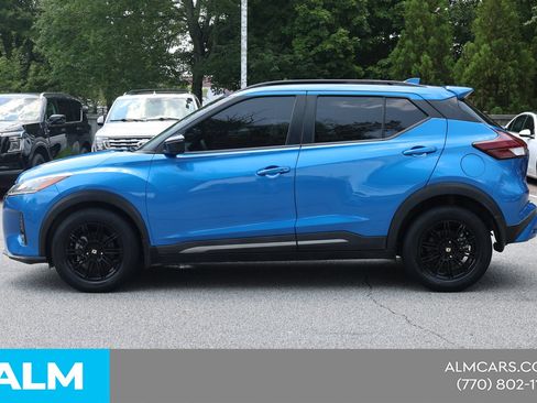 Used 2023 Nissan Kicks SR FWD image 9