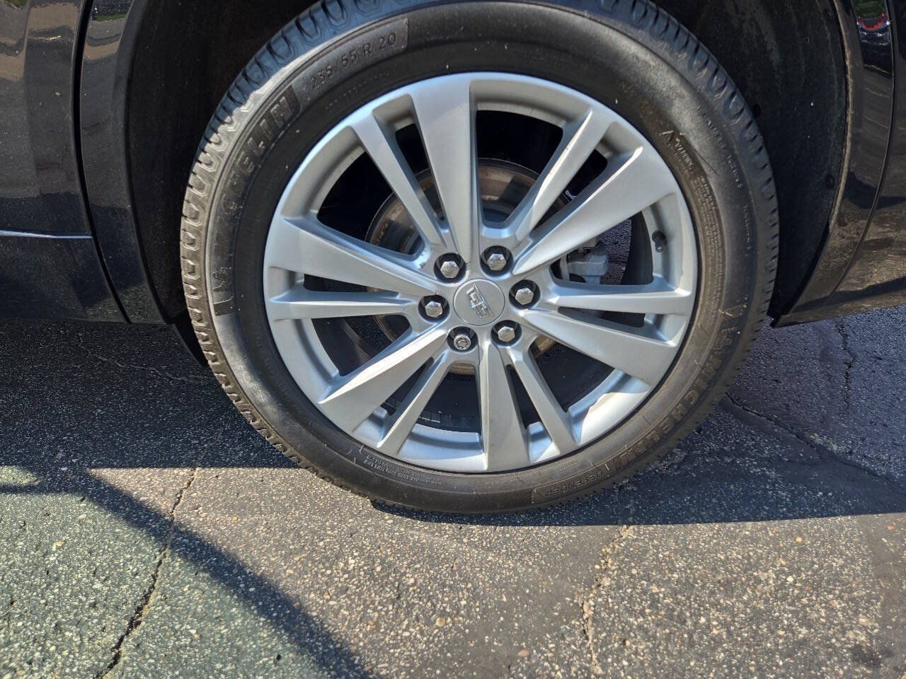 Used 2024 Cadillac XT6 Premium Luxury FWD image 24