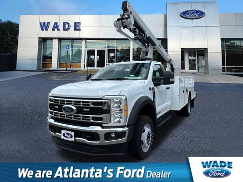New 2023 Ford F550 4x4 Regular Cab Super Duty image 1