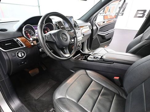 Used 2017 Mercedes-Benz GLS 550 4MATIC image 21