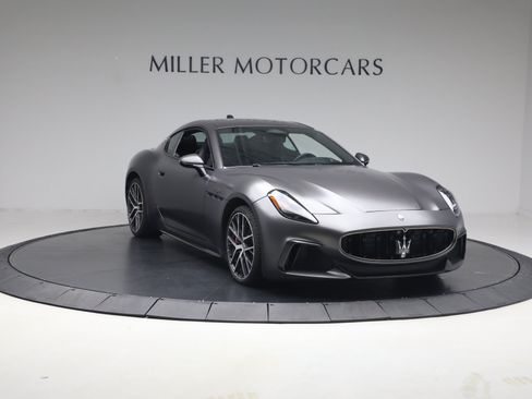 Certified 2024 Maserati GranTurismo Trofeo AWD/4WD image 11