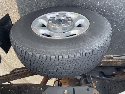 Used 2016 Ford F250 XLT w/ XLT Value Package AWD/4WD image 11