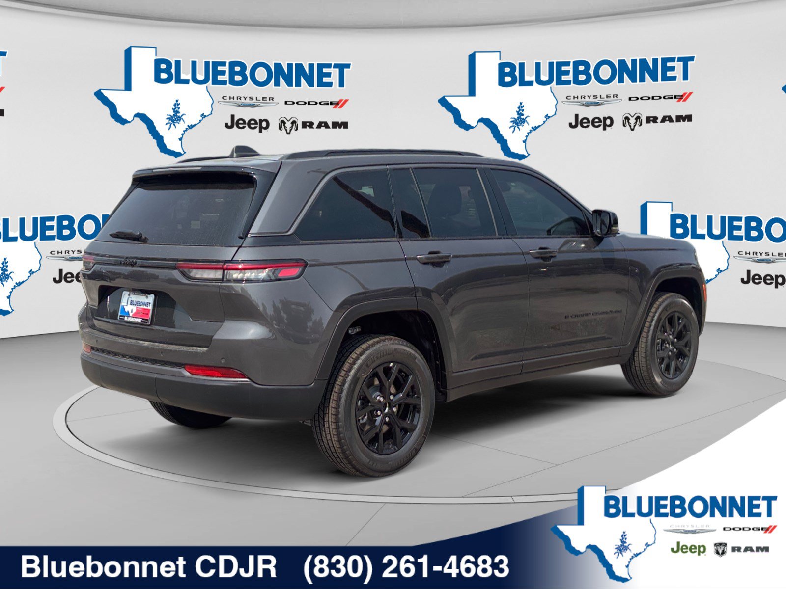 New 2026 Jeep Grand Cherokee Altitude RWD image 5