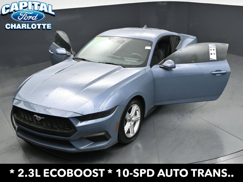 Used 2026 Ford Mustang Coupe RWD image 35
