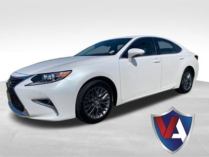 Used 2018 Lexus ES 350 w/ Premier Package