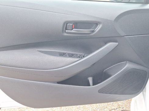 Used 2024 Toyota Corolla LE image 25