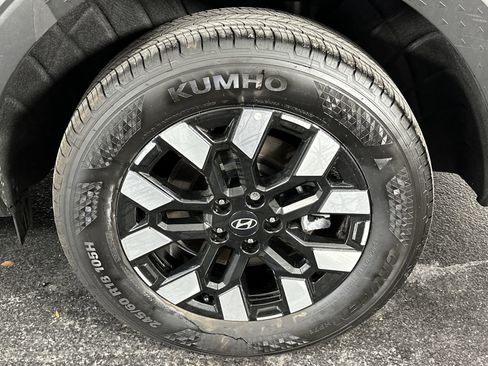 Used 2025 Hyundai Santa Cruz SEL image 14