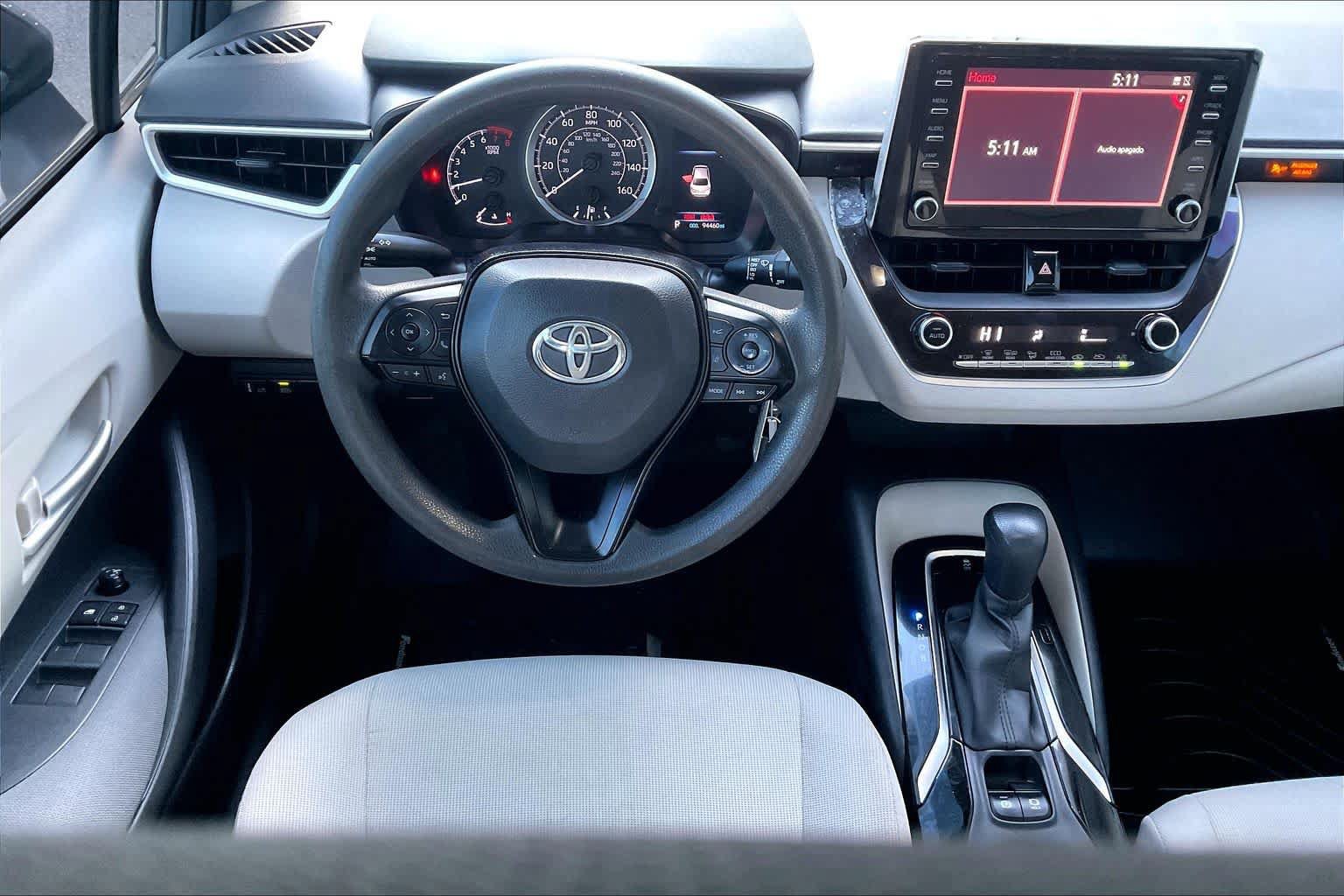 Used 2020 Toyota Corolla LE FWD image 5