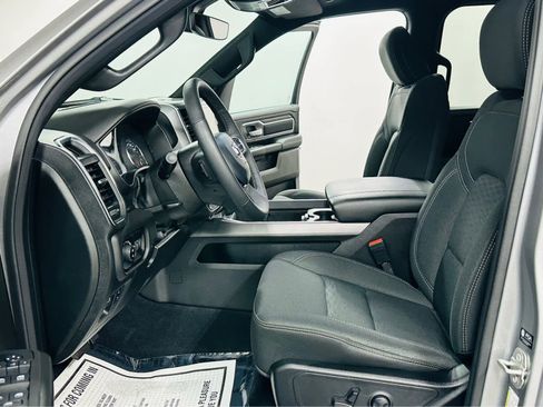 Used 2025 RAM 1500 Big Horn AWD/4WD image 9