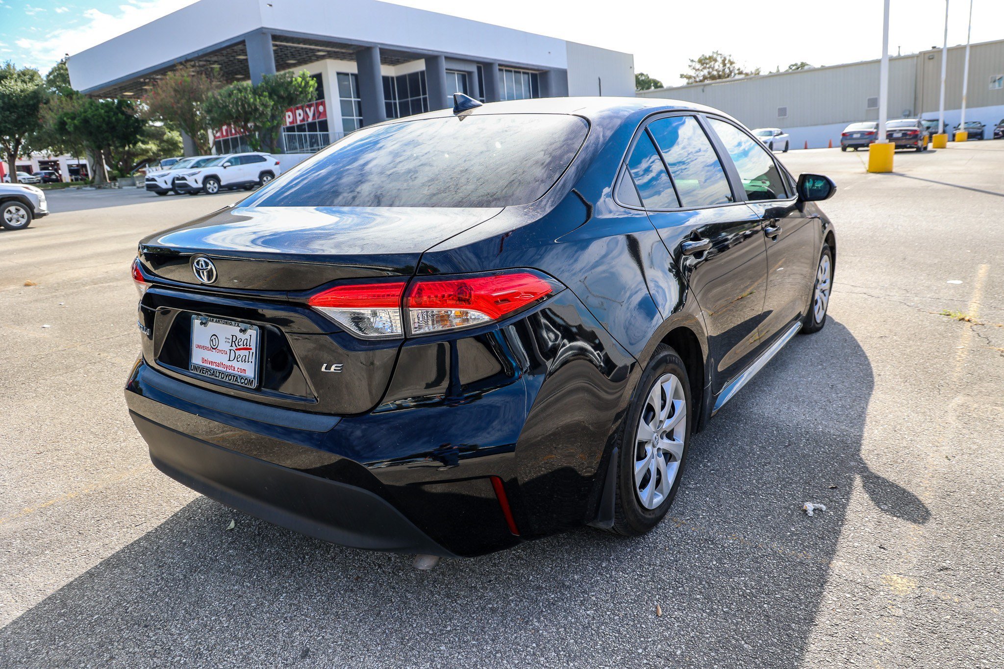 Certified 2024 Toyota Corolla LE FWD image 8
