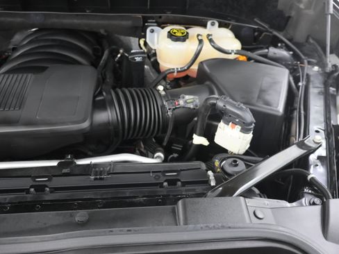 Used 2022 Chevrolet Silverado 1500 RST w/ Redline Edition AWD/4WD image 16