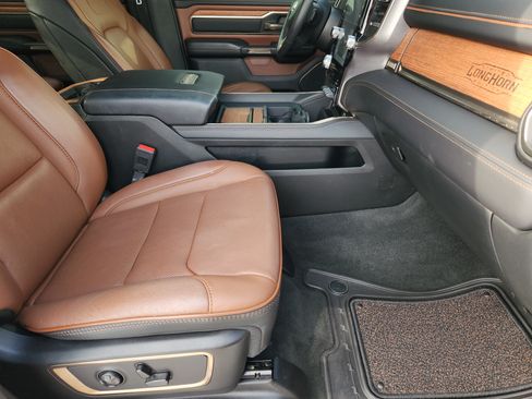 Used 2024 RAM 1500 Limited AWD/4WD image 17